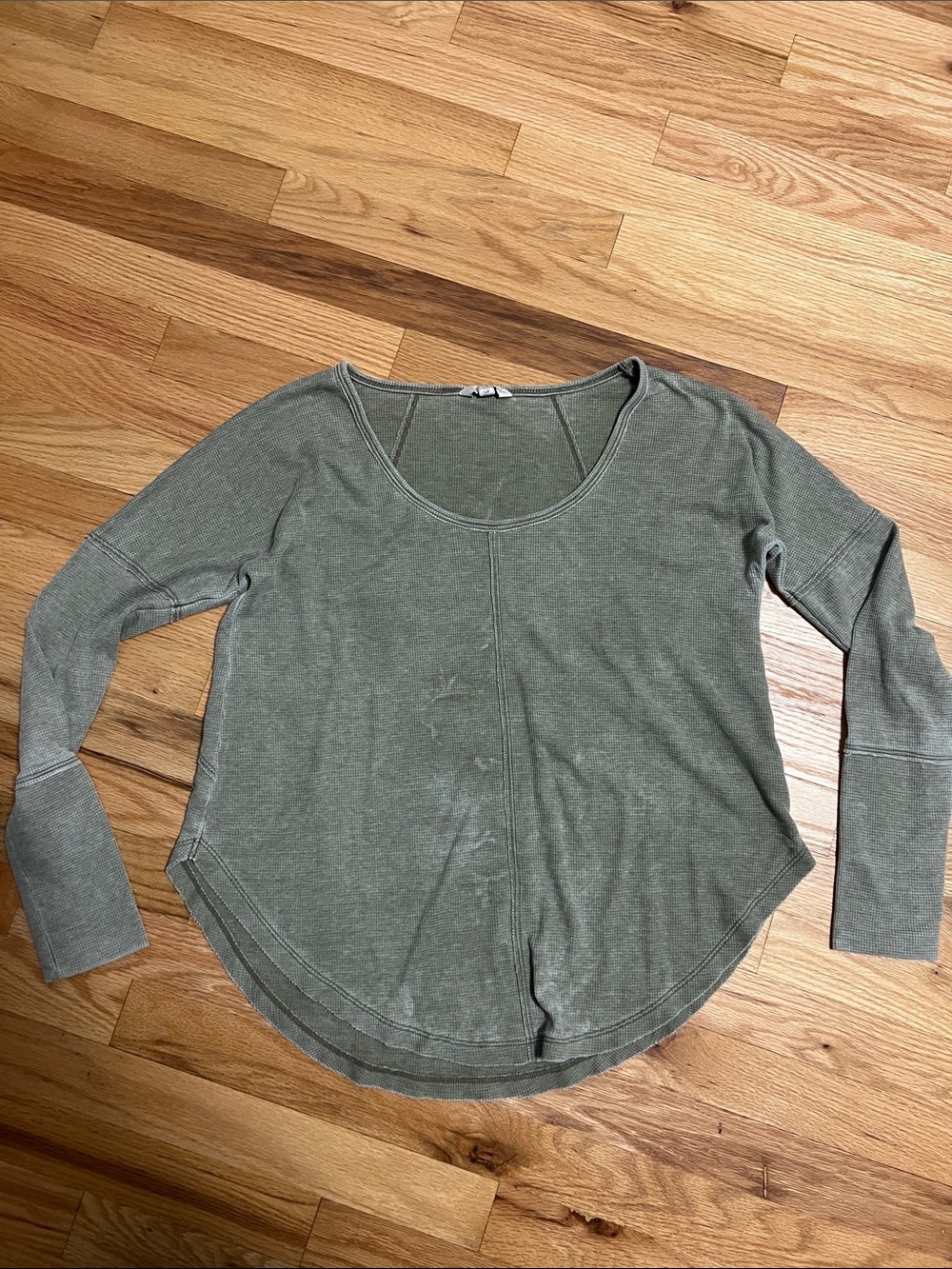 Lucky Brand Olive Scoop Neck Long Sleeve Top